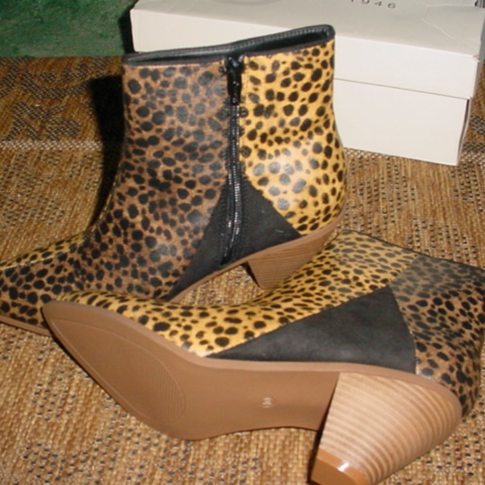 CATO Nwt Leopard Designs Zip Boots Size 10
